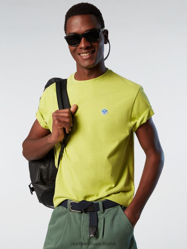 T-SHIRT WITH FELT PATCH Lime Clothing Men X20HV196 North Sails